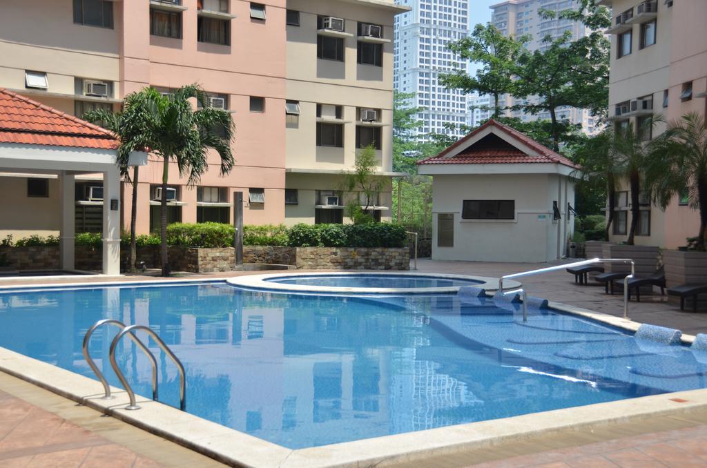 A Homey Place At Adriatico Manilla Buitenkant foto